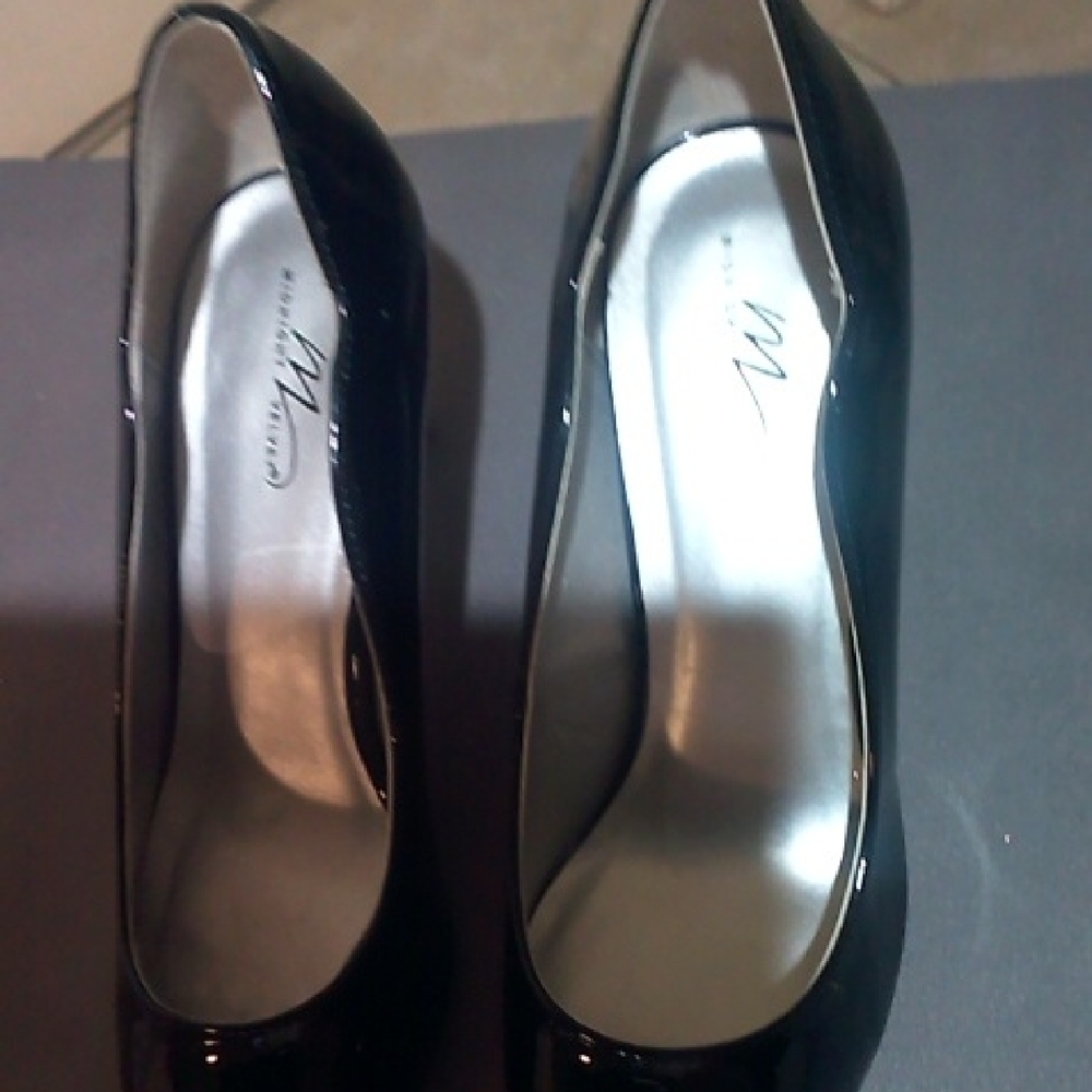Black Patent Leather Women's Shoes